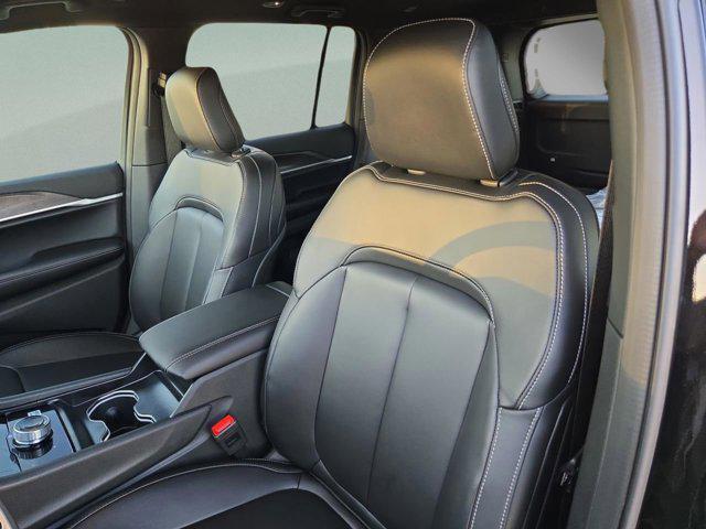 new 2025 Jeep Grand Cherokee car, priced at $41,450