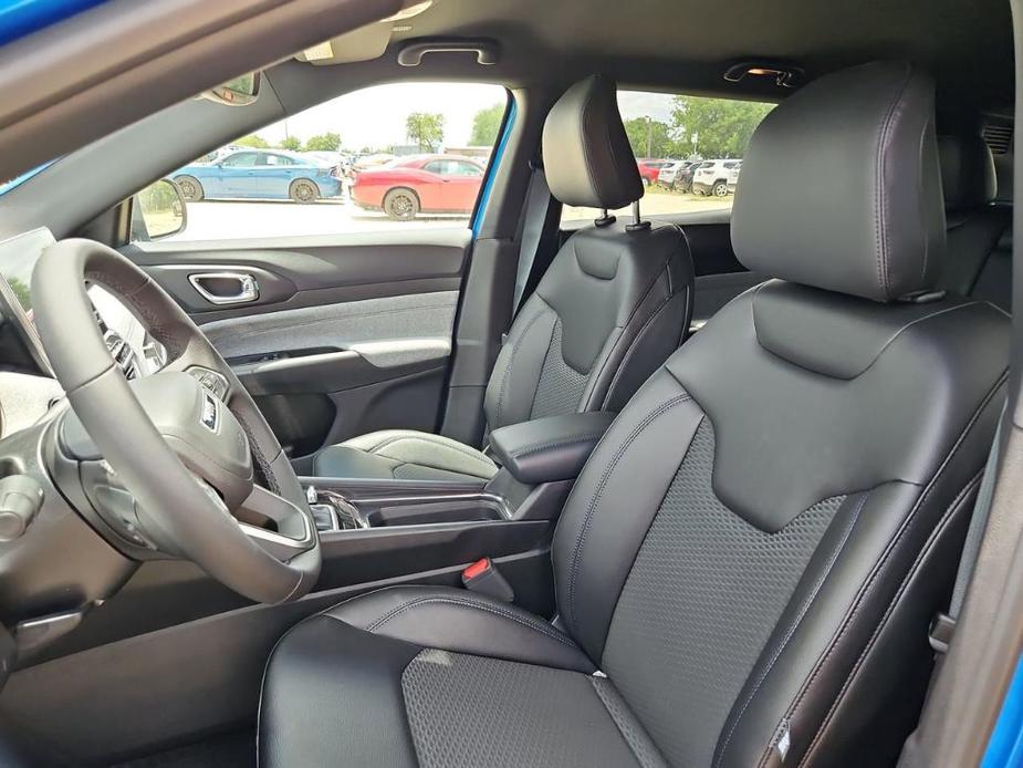 new 2024 Jeep Compass car, priced at $26,889