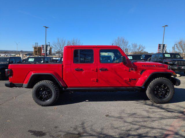 new 2025 Jeep Gladiator car, priced at $48,599