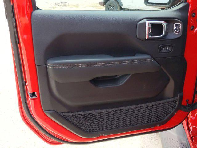 new 2025 Jeep Gladiator car, priced at $44,500