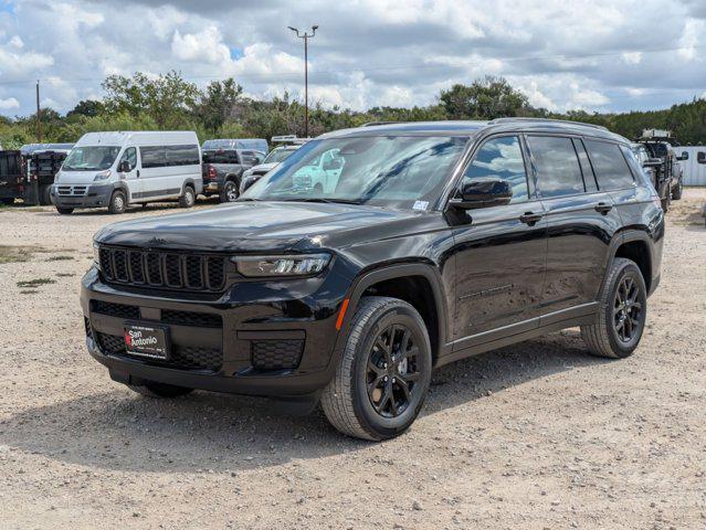 new 2024 Jeep Grand Cherokee L car, priced at $40,883