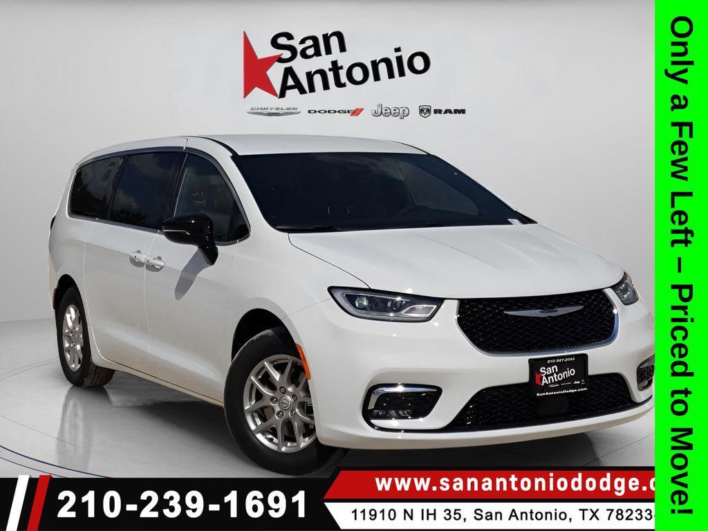 new 2026 Chrysler Pacifica car, priced at $36,515