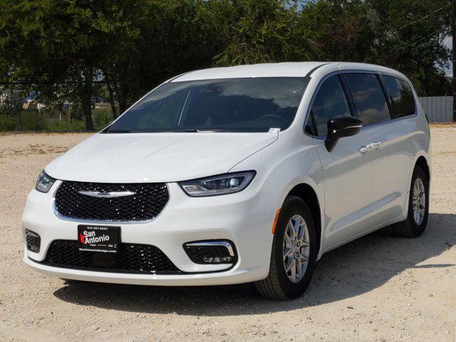 new 2026 Chrysler Pacifica car, priced at $39,987
