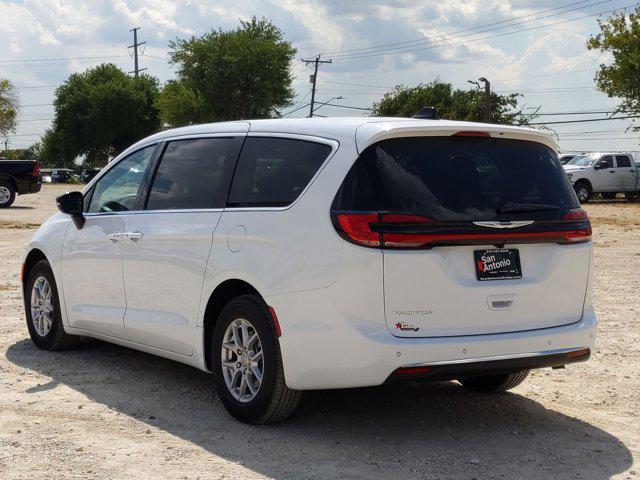 new 2026 Chrysler Pacifica car, priced at $39,987