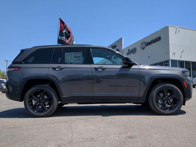 new 2025 Jeep Grand Cherokee car, priced at $48,371