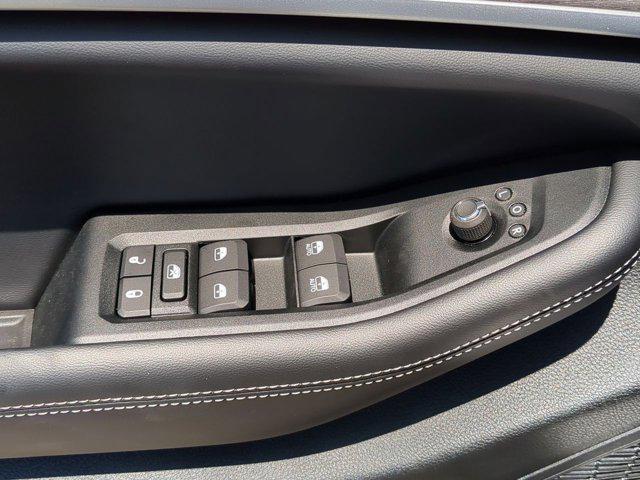 new 2025 Jeep Grand Cherokee car, priced at $48,371