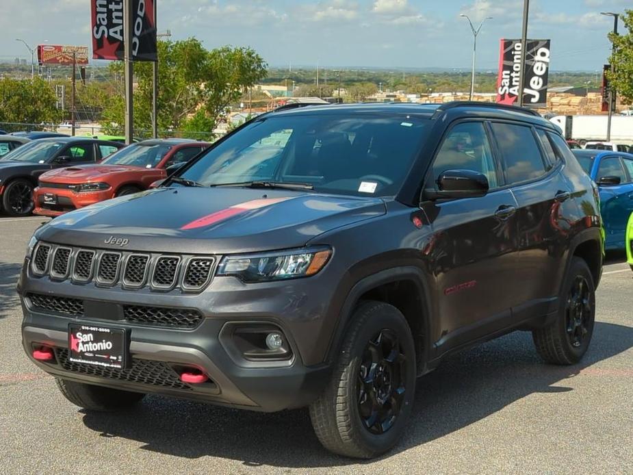 new 2024 Jeep Compass car, priced at $37,623