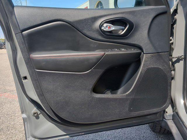 used 2023 Jeep Cherokee car, priced at $28,918