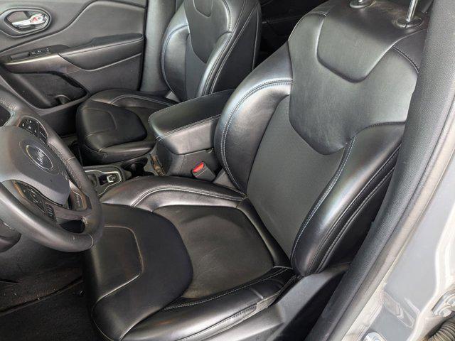 used 2020 Jeep Cherokee car, priced at $15,209