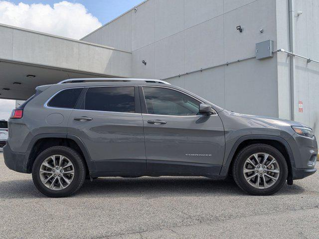 used 2020 Jeep Cherokee car, priced at $15,209