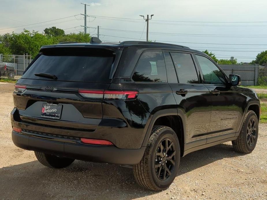 new 2024 Jeep Grand Cherokee car, priced at $40,754