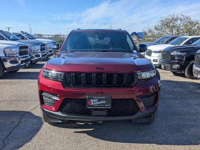 new 2025 Jeep Grand Cherokee car, priced at $38,971