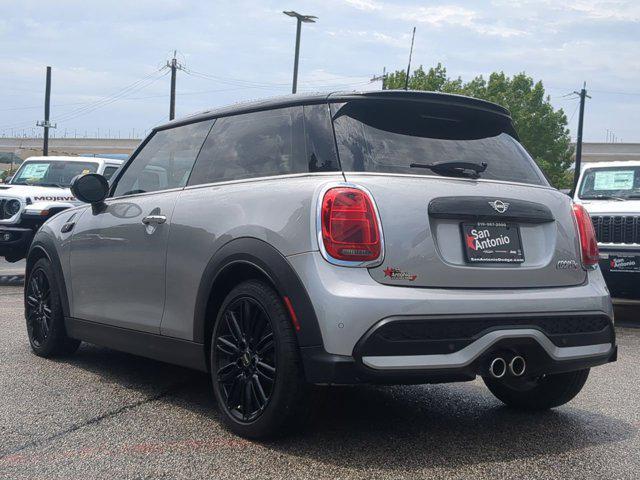 used 2024 MINI Hardtop car, priced at $27,899