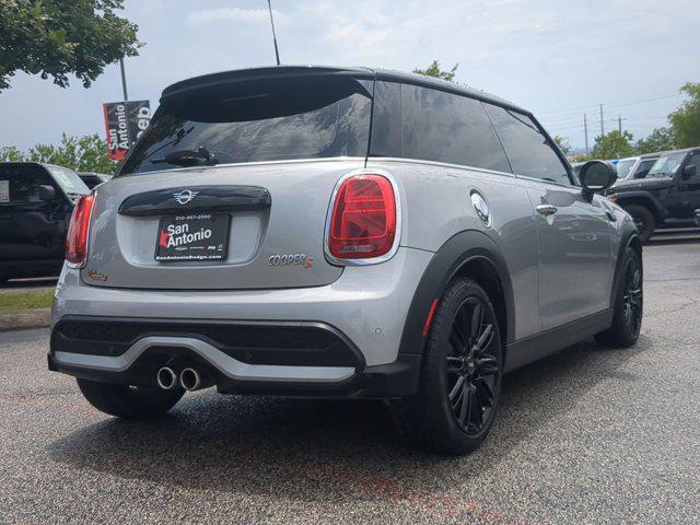 used 2024 MINI Hardtop car, priced at $27,899