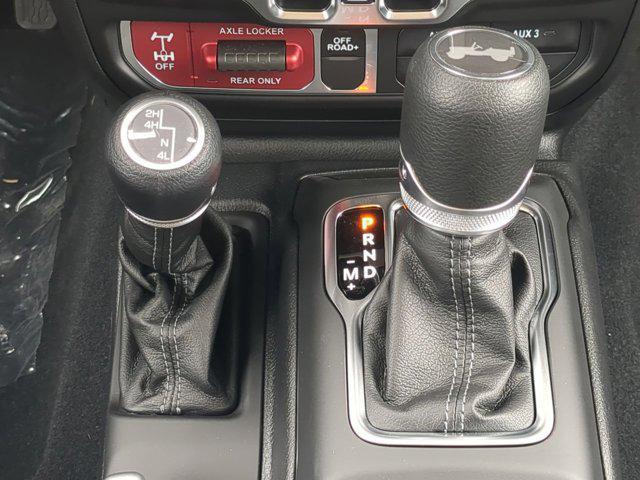 new 2025 Jeep Wrangler car, priced at $49,074