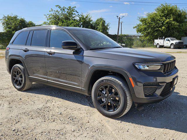 new 2024 Jeep Grand Cherokee car, priced at $37,828