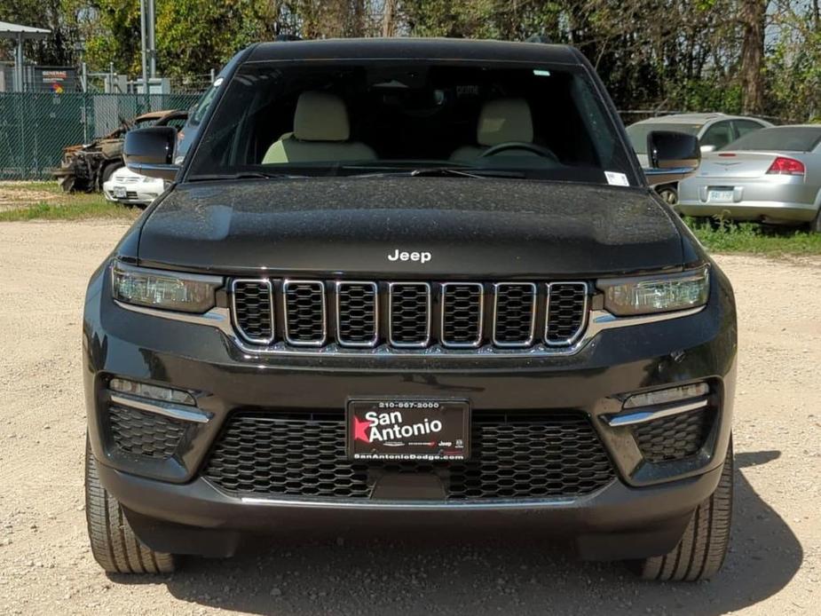 new 2024 Jeep Grand Cherokee car, priced at $40,728