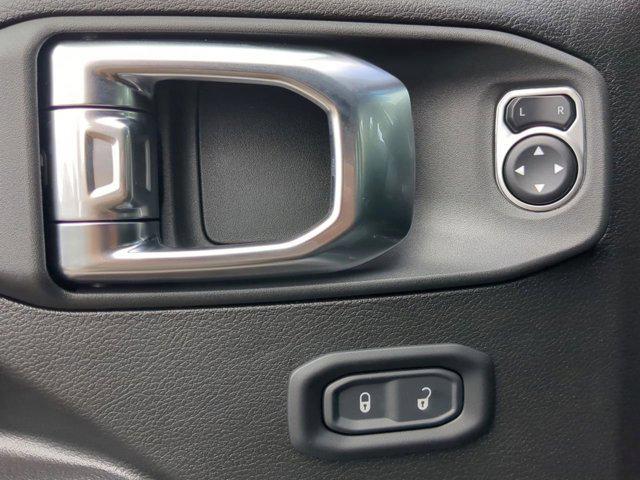 new 2025 Jeep Wrangler car, priced at $45,818