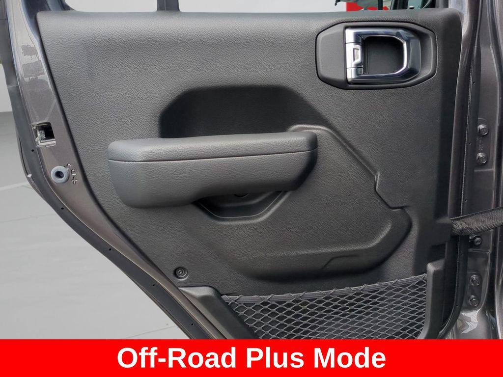 new 2025 Jeep Wrangler car, priced at $46,393