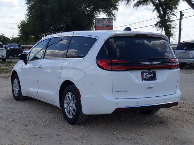 new 2026 Chrysler Pacifica car, priced at $40,647