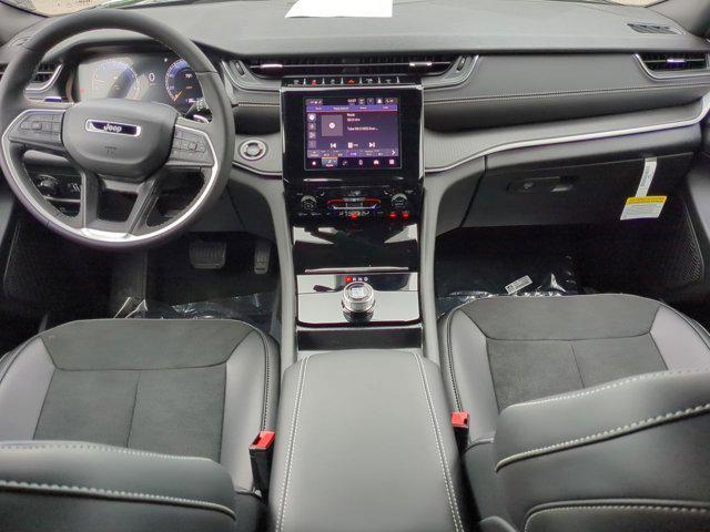 new 2025 Jeep Grand Cherokee L car, priced at $40,066