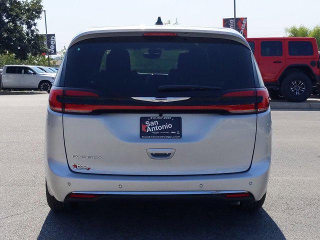 new 2026 Chrysler Pacifica car, priced at $40,172