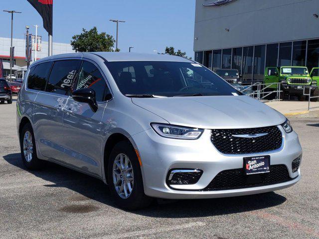 new 2026 Chrysler Pacifica car, priced at $40,172