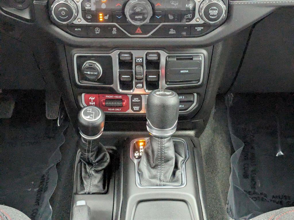 new 2025 Jeep Wrangler car, priced at $49,042