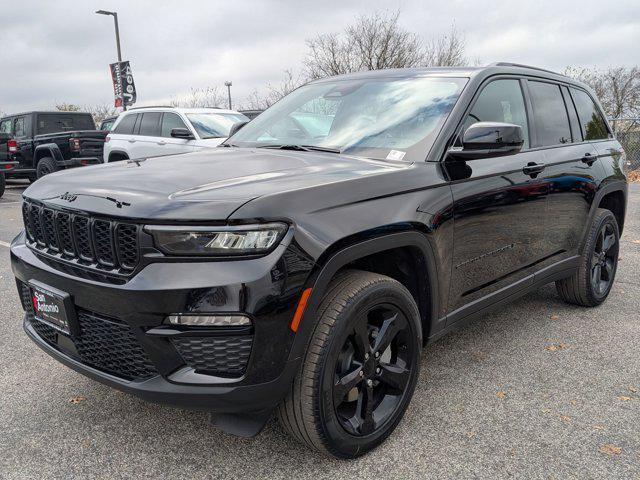 new 2025 Jeep Grand Cherokee car, priced at $45,508