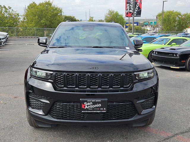 new 2025 Jeep Grand Cherokee car, priced at $41,528