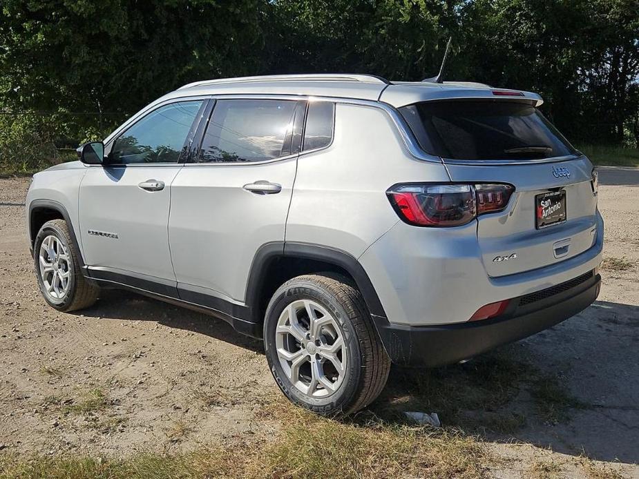 new 2024 Jeep Compass car, priced at $26,889