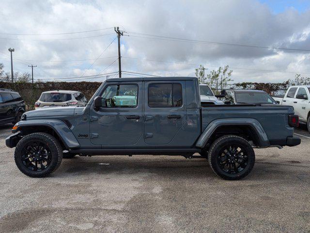 new 2025 Jeep Gladiator car, priced at $40,978