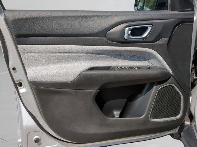 new 2025 Jeep Compass car, priced at $23,097