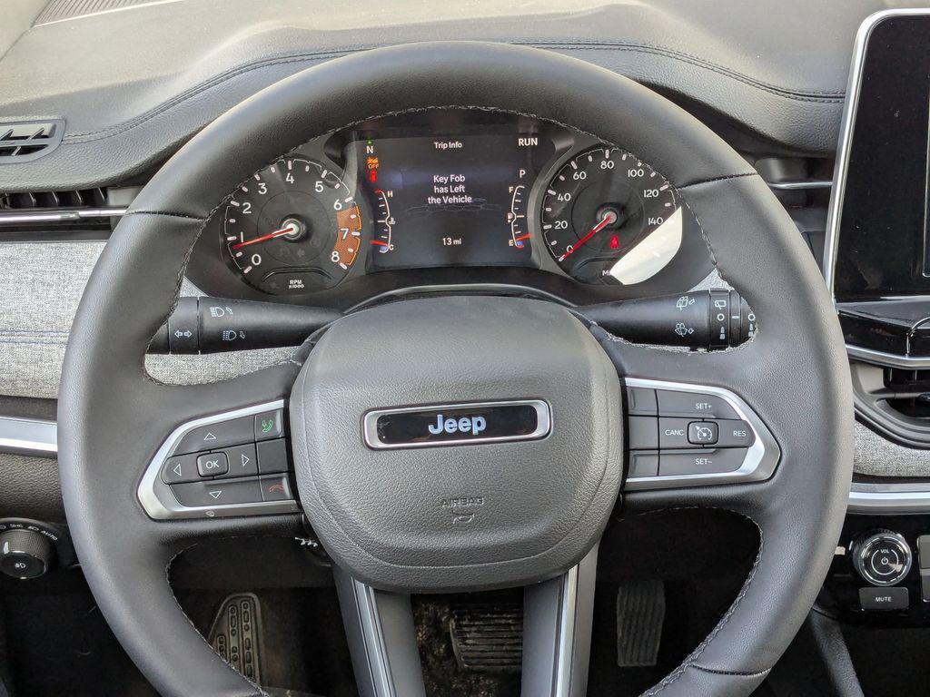 new 2025 Jeep Compass car, priced at $27,038