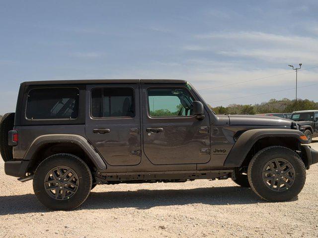 new 2025 Jeep Wrangler car, priced at $43,166