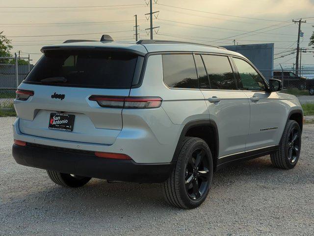 new 2024 Jeep Grand Cherokee L car, priced at $41,924