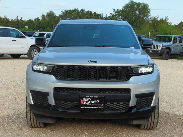 new 2024 Jeep Grand Cherokee L car, priced at $41,924