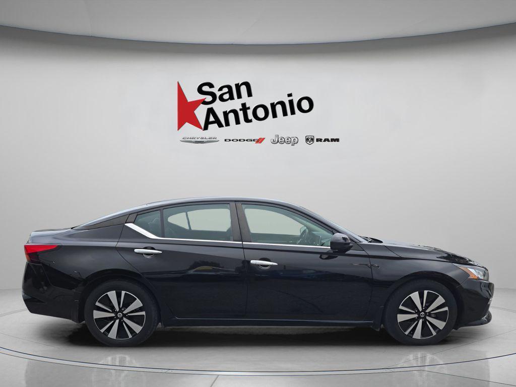 used 2022 Nissan Altima car, priced at $16,555