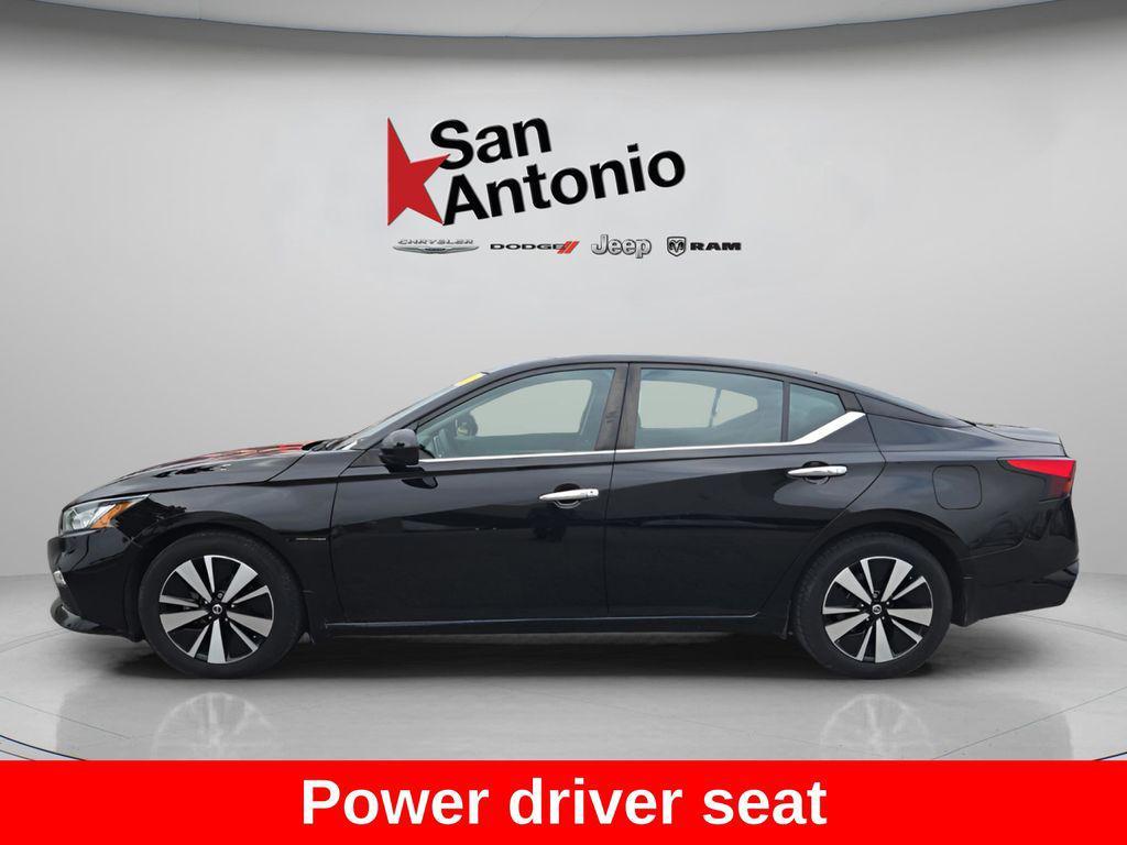 used 2022 Nissan Altima car, priced at $16,555