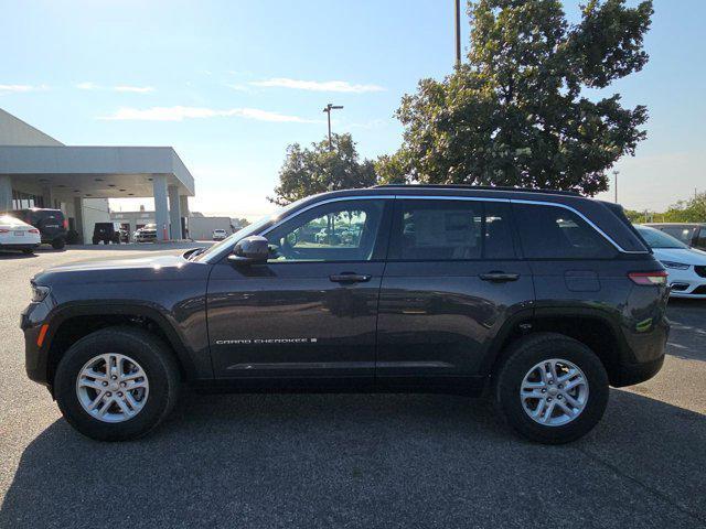 new 2025 Jeep Grand Cherokee car, priced at $38,896