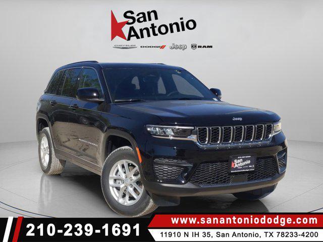 new 2025 Jeep Grand Cherokee car, priced at $35,299