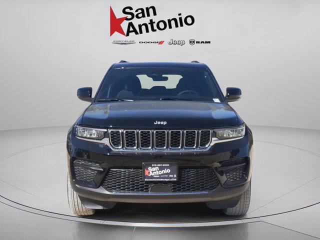 new 2025 Jeep Grand Cherokee car, priced at $35,299
