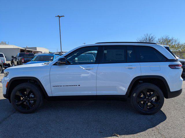 new 2025 Jeep Grand Cherokee car, priced at $44,943