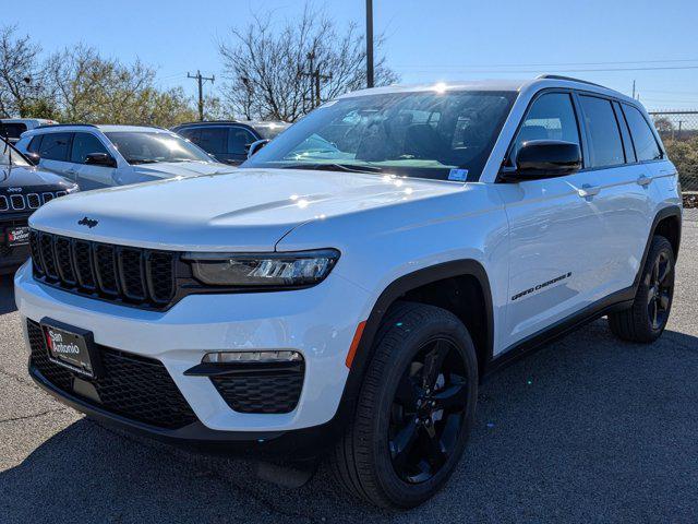 new 2025 Jeep Grand Cherokee car, priced at $44,943