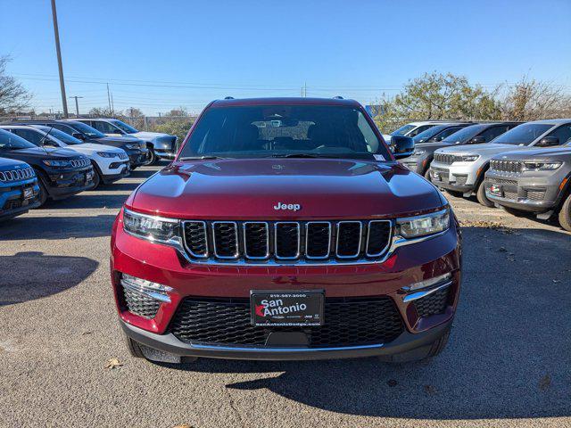 new 2025 Jeep Grand Cherokee car, priced at $42,920