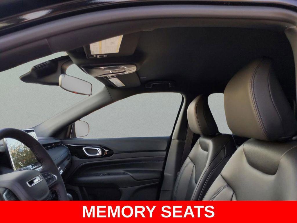 new 2026 Jeep Compass car, priced at $33,522