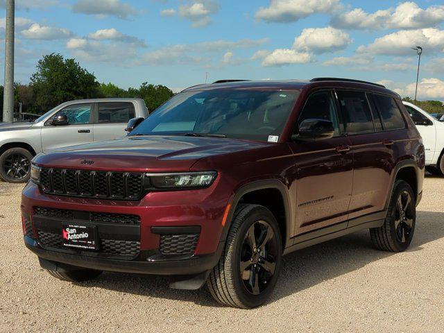 new 2024 Jeep Grand Cherokee L car, priced at $41,924