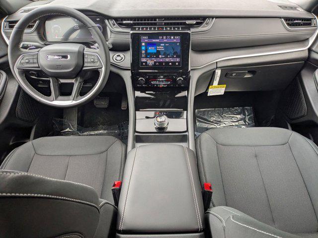 new 2025 Jeep Grand Cherokee car, priced at $34,979