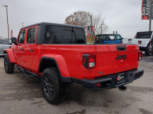 used 2024 Jeep Gladiator car, priced at $39,672