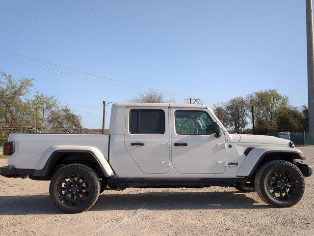 new 2025 Jeep Gladiator car, priced at $39,244